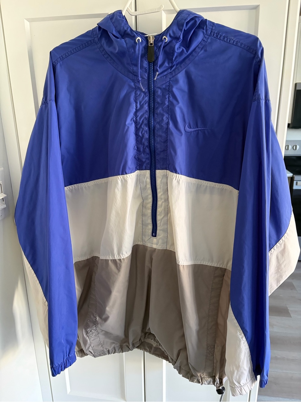 Nike Men’s Windbreaker Jacket